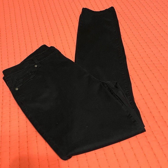 Buffalo David Bitton Ladies Size 12/32 Black Slim Leg Jeans Like New - Picture 6 of 10